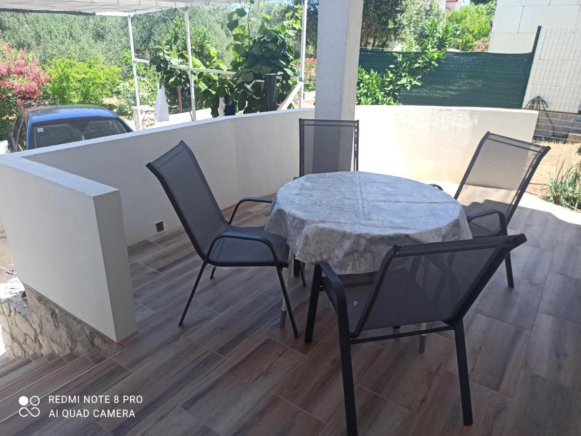 Апартаменты Sunce Apartman Bratkovice 1-8C Драче Экстерьер фото